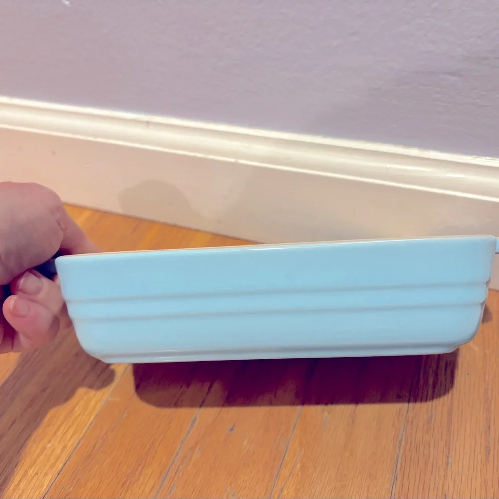 NWT Le Creuset 18cm rectangular Baking dishes in blue & pink - set of 2 (1 ea)
